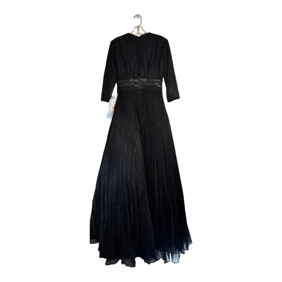 Mac Duggal Shimmering Pleated A-Line Gown in Black NWT - Picture 7 of 11